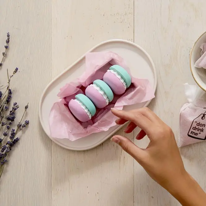 Coffret 5 macarons confetea pour le bain – Image 3