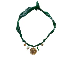 Gamme Colliers Astro Vert Foncé, Badhnati