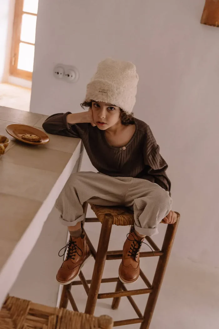 Bonnet enfant ourson camel – Studio Bohème Paris – Image 2
