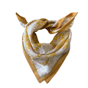 Foulard en Laine Safran 50 cm – SO FAMILY