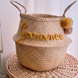 Grand Panier à jouets modèle tressé avec pompons ocre