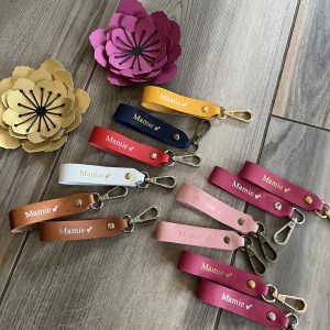 Porte clés en cuir Mamie
