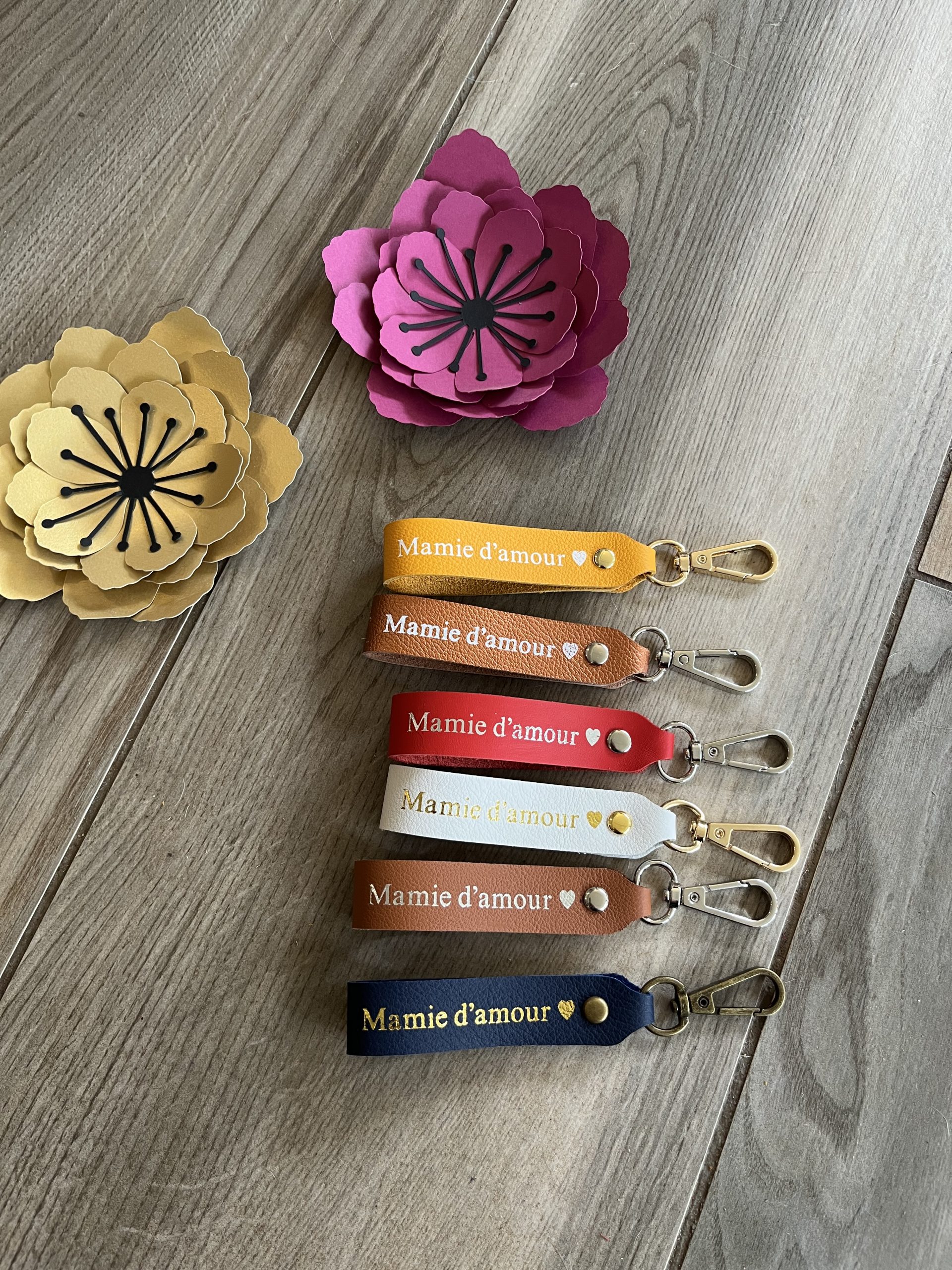 Porte clés en cuir Mamie d’amour