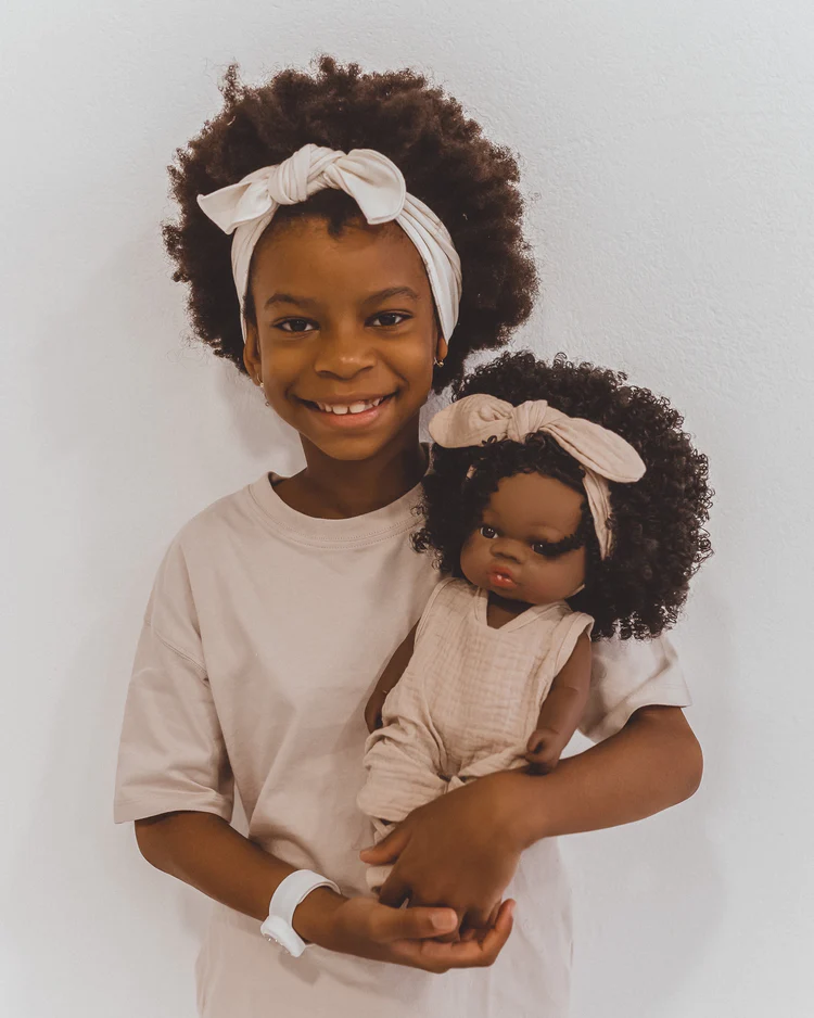 Poupée LORETAS – MRS ERTHA – Image 7