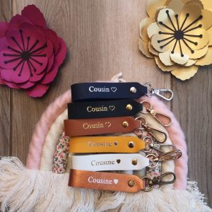 Porte clés en cuir Cousin ou Cousine