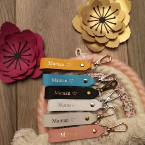 Porte clés en cuir Maman