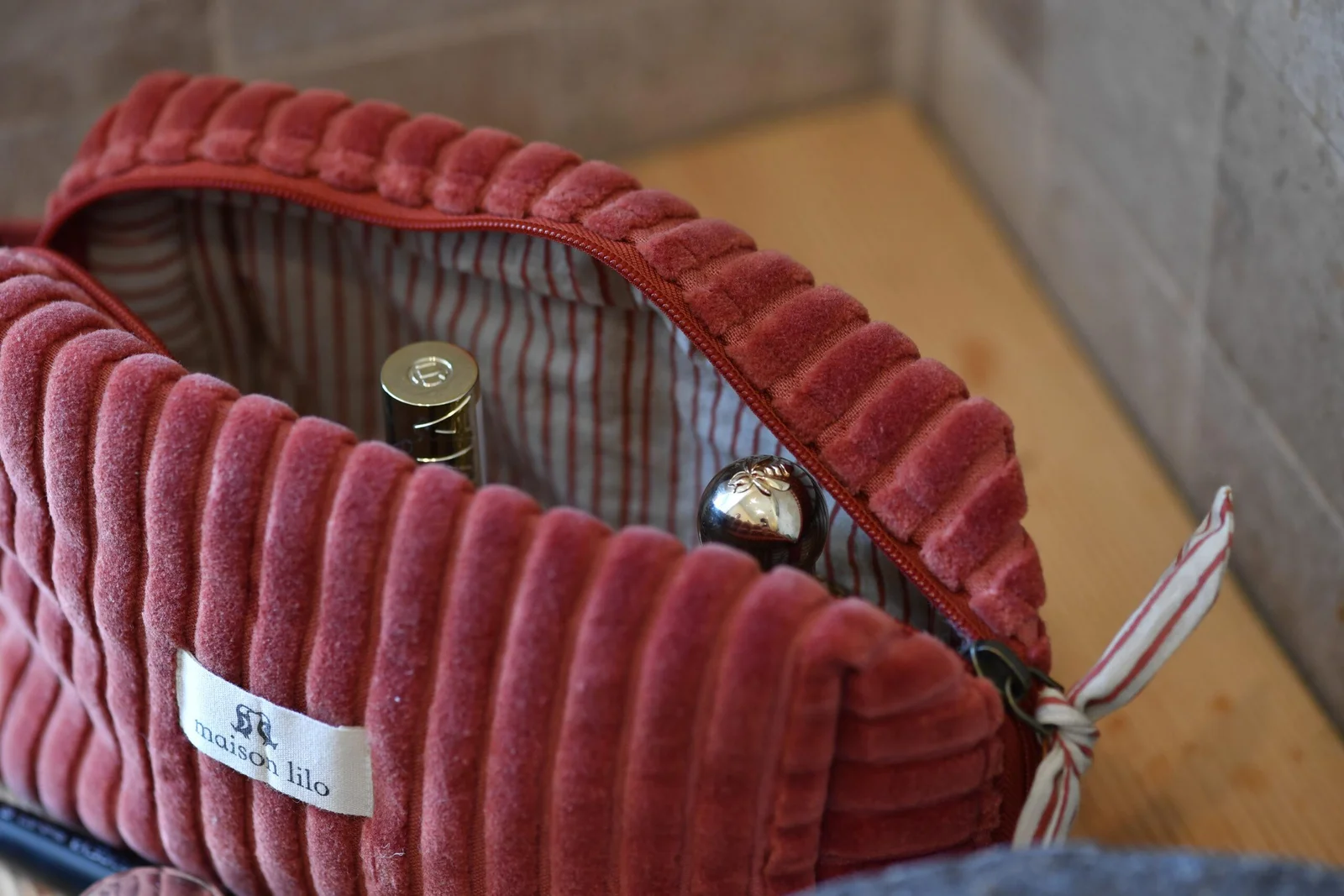 Trousse de toilette velours côtelé Noir, Maison Lilo – Image 2