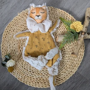 Doudou Lion en stock