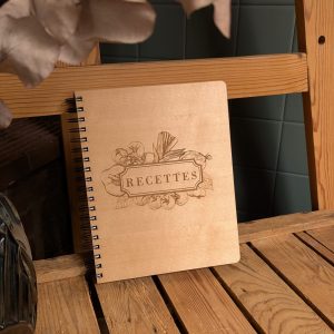 Livre de recettes en bois de bouleau