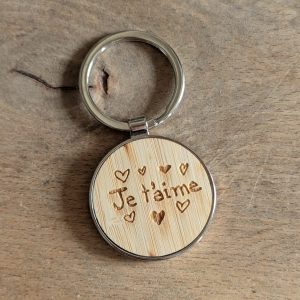 Porte-clef bois métal – Je t’aime