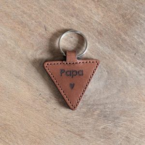 Porte-clés en cuir triangle coutures marrons – Papa