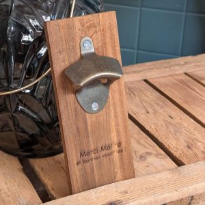 Décapsuleur mural – Maître