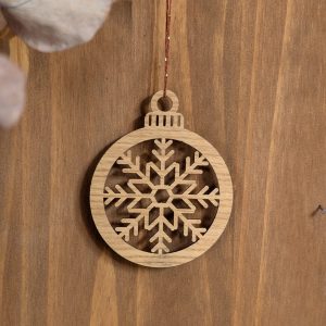 Boule de Noël en chêne – Flocon