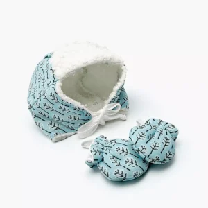 Ensemble chapka et paire de moufles Arbres enneigés