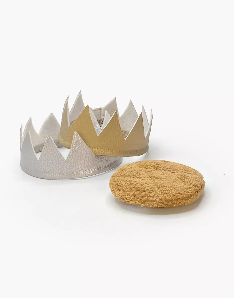 Doudou Galette des rois en éponge et ses deux couronnes