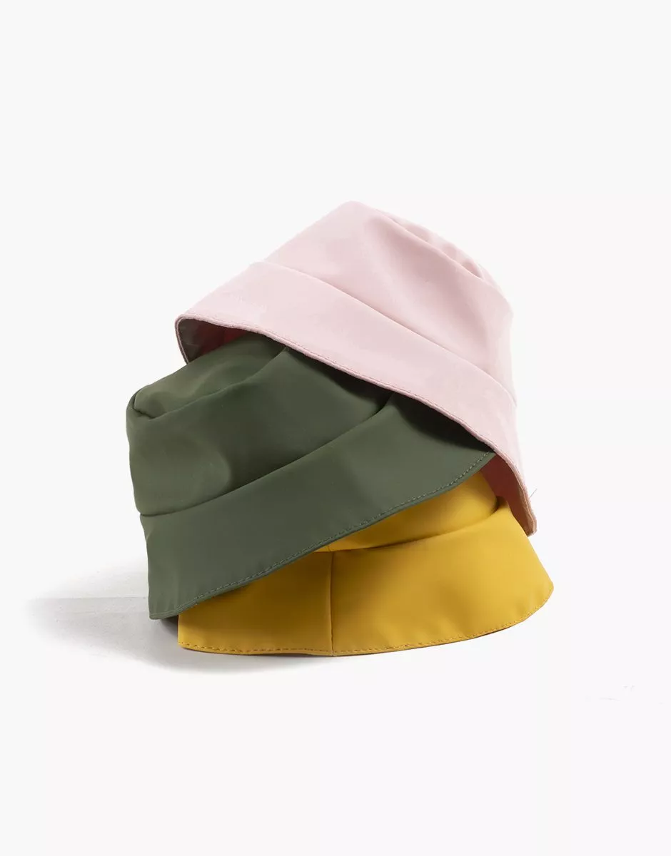 Chapeau de pluie en enduit rose – Image 3