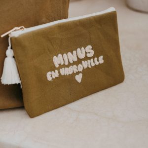 Pochette / Minus