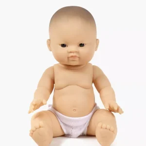 Élio – Petit garçon d’Asie au yeux foncés