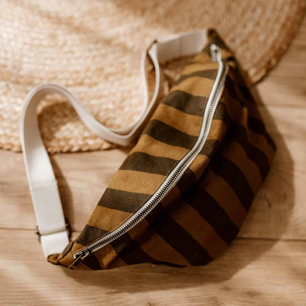 Banane Rayures Cumin, Rose in April – Image 6